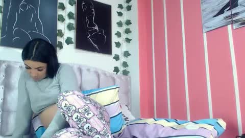    online show from February 2025 03:32:02 PM
