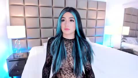 Snapshot of annyhizzle chatting on February 2025 09:55:01 PM online show from February 2025 09:55:01 PM