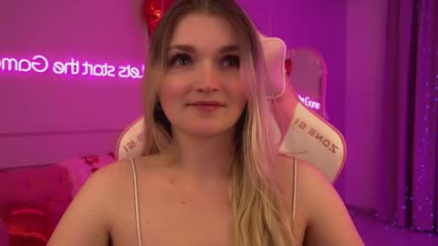 annyraii online show from February 2026 06:48:01 PM