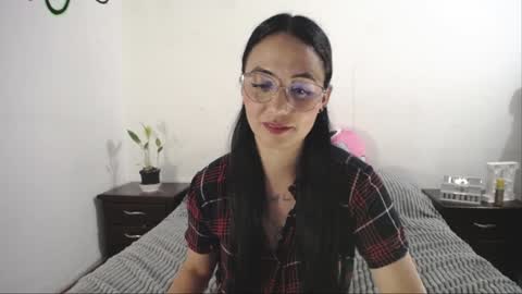 Anny online show from January 2025 11:24:02 PM