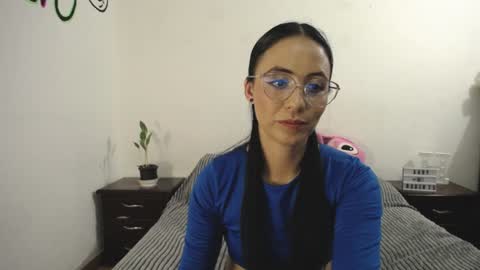 Anny online show from January 2025 11:45:01 PM