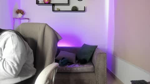 Snapshot of annyrosse_699 chatting on June 2026 12:51:01 PM annyrosse_699 online show from June 2026 12:51:01 PM