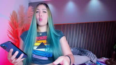 Anny  online show from December 2025 01:23:02 AM