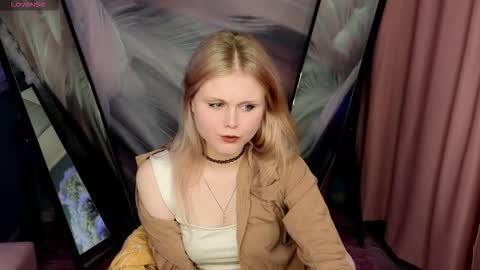 Snapshot of anoramore chatting on November 2025 06:47:02 AM Anora online show from November 2025 06:47:02 AM