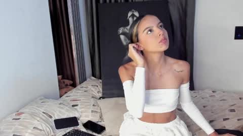 Snapshot of anotella_aa chatting on May 2026 11:34:04 PM anotella_aa online show from May 2026 11:34:04 PM