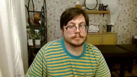 Answer4242 online show from September 2025 09:44:01 AM