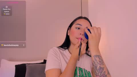 Snapshot of anthonellasweet_ chatting on September 2025 11:24:02 AM Anthonella Sweet online show from September 2025 11:24:02 AM