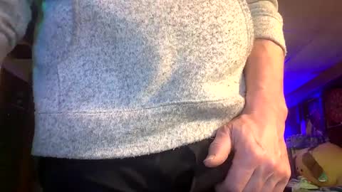 Snapshot of anthony_whitestallion chatting on February 2025 08:32:01 PM Anthony online show from February 2025 08:32:01 PM