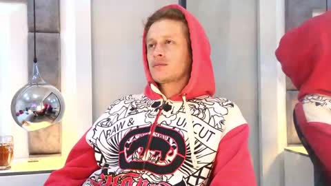 Snapshot of anthonystone_ chatting on June 2026 08:00:01 PM Anthonny online show from June 2026 08:00:01 PM