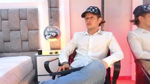 Snapshot of anthonystone_ chatting on June 2026 08:25:02 PM Anthonny online show from June 2026 08:25:02 PM
