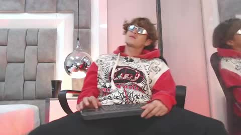 Snapshot of anthonystone_ chatting on June 2026 08:48:02 PM Anthonny online show from June 2026 08:48:02 PM
