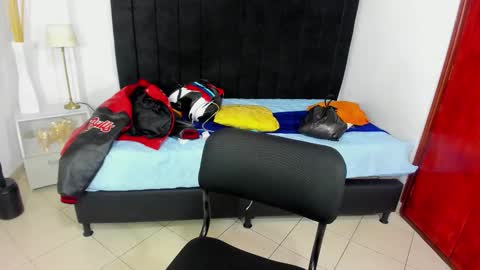       online show from November 2025 12:56:01 AM