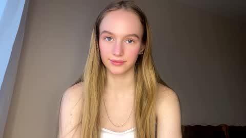 Viktoria online show from February 2026 03:24:01 PM