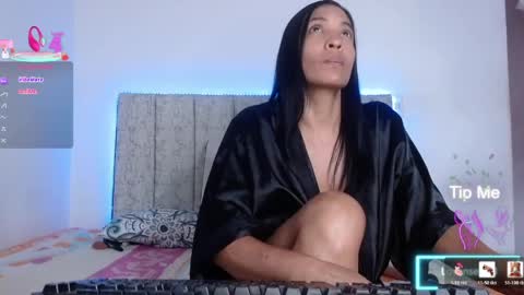 Snapshot of antonela_sweet1 chatting on June 2026 05:24:02 PM Antonela online show from June 2026 05:24:02 PM