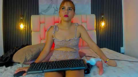 Antonella online show from March 2026 08:27:02 PM