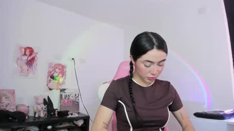 Antonella online show from November 2025 09:47:01 PM