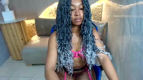 Snapshot of antonella__r_ chatting on June 2026 07:53:01 PM Antonella online show from June 2026 07:53:01 PM