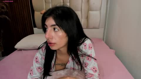 Antonella online show from January 2025 01:38:01 AM