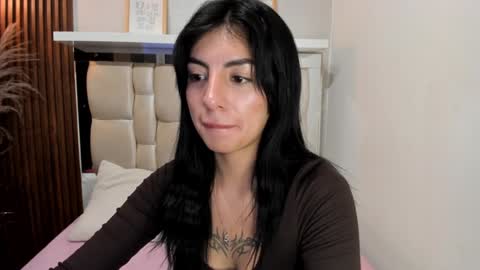 Antonella online show from January 2025 02:25:01 AM