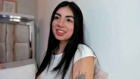 Antonella online show from February 2025 01:42:01 PM