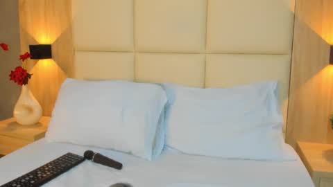 A N T O N E L L A  online show from February 2026 12:20:01 PM