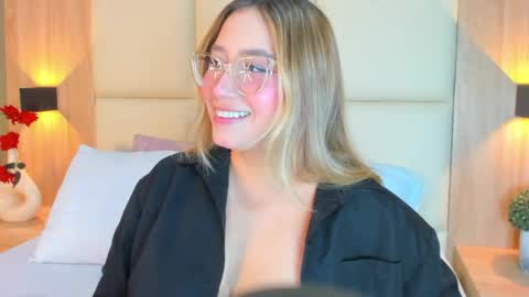 Snapshot of antonella_cutie_ chatting on April 2026 12:42:02 PM A N T O N E L L A online show from April 2026 12:42:02 PM