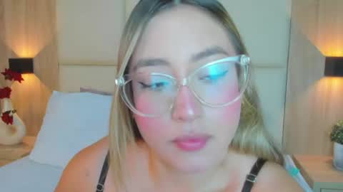Snapshot of antonella_cutie_ chatting on June 2026 12:28:02 PM A N T O N E L L A online show from June 2026 12:28:02 PM