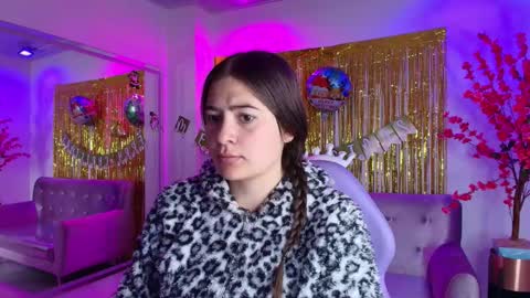 Antonella  online show from December 2025 03:34:01 AM