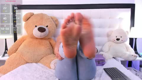 Snapshot of antonellababy69 chatting on June 2026 01:25:02 PM ANTONELLA online show from June 2026 01:25:02 PM