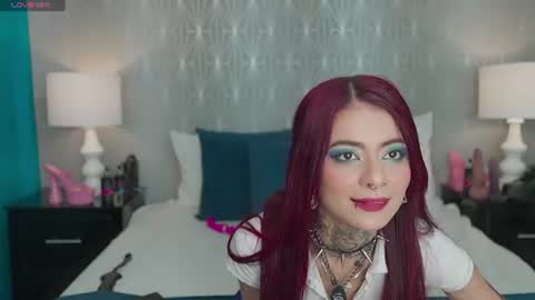Snapshot of antonellaescudero chatting on June 2026 10:34:02 PM AntonellaEscudero online show from June 2026 10:34:02 PM