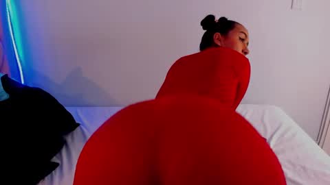 ANTONELLE  online show from February 2025 10:37:02 AM