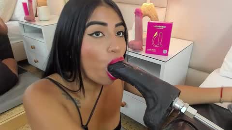 Antonia online show from March 2026 02:34:01 PM