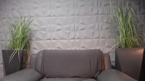 HI My name is Antonio online show from January 2025 07:58:02 PM