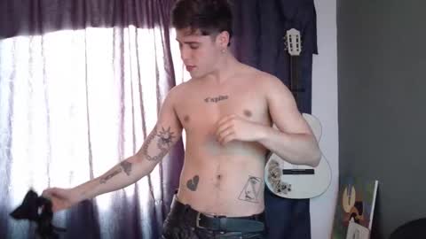 antonnello_ online show from March 2026 04:12:02 PM