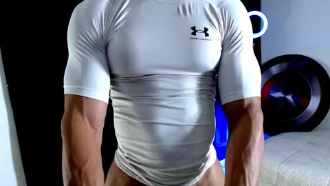 Instagram miguelangel1802  online show from November 2025 05:37:02 PM