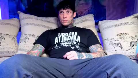 Tom online show from January 2026 05:22:01 AM