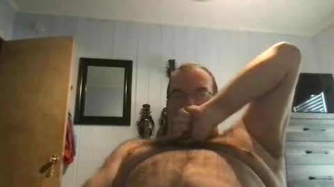 anvil1972 online show from November 2025 06:08:01 PM