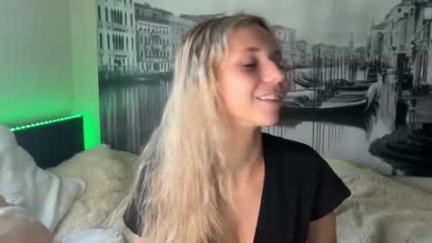 Anya online show from February 2026 05:02:02 PM