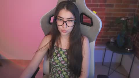 anya online show from February 2025 08:18:01 PM