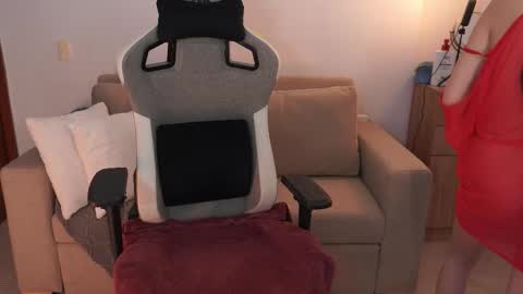 anya online show from March 2026 06:15:01 PM