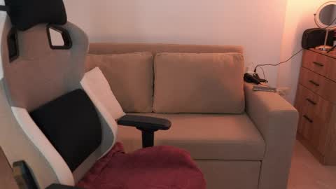 anya online show from March 2026 08:36:02 PM