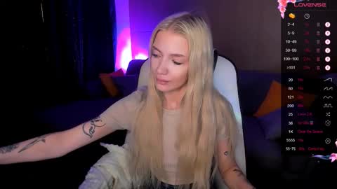 Anya online show from November 2025 03:16:01 AM