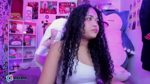 Any online show from September 2025 12:37:02 AM