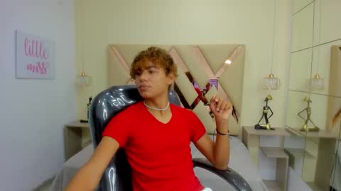 anyelotwink online show from February 2026 08:16:02 PM