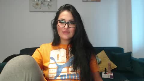 Snapshot of anyevyy chatting on May 2026 05:49:01 AM AnyEvyy online show from May 2026 05:49:01 AM