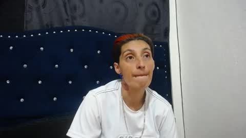 anyu online show from December 2024 04:18:01 AM