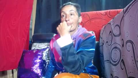 anyu online show from September 2025 10:42:01 PM