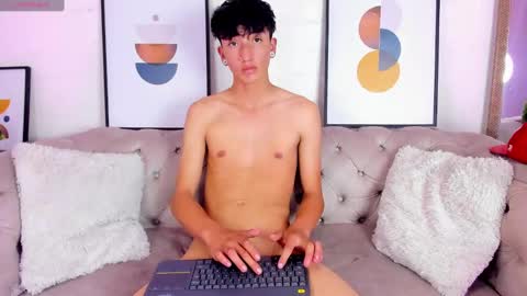 Anyul  online show from January 2025 03:32:02 AM