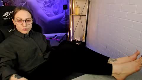 Snapshot of aphexqueen chatting on February 2025 03:15:02 PM APHEX QUEEN online show from February 2025 03:15:02 PM