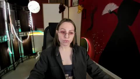 Snapshot of aphexqueen chatting on March 2025 01:03:01 PM APHEX QUEEN online show from March 2025 01:03:01 PM